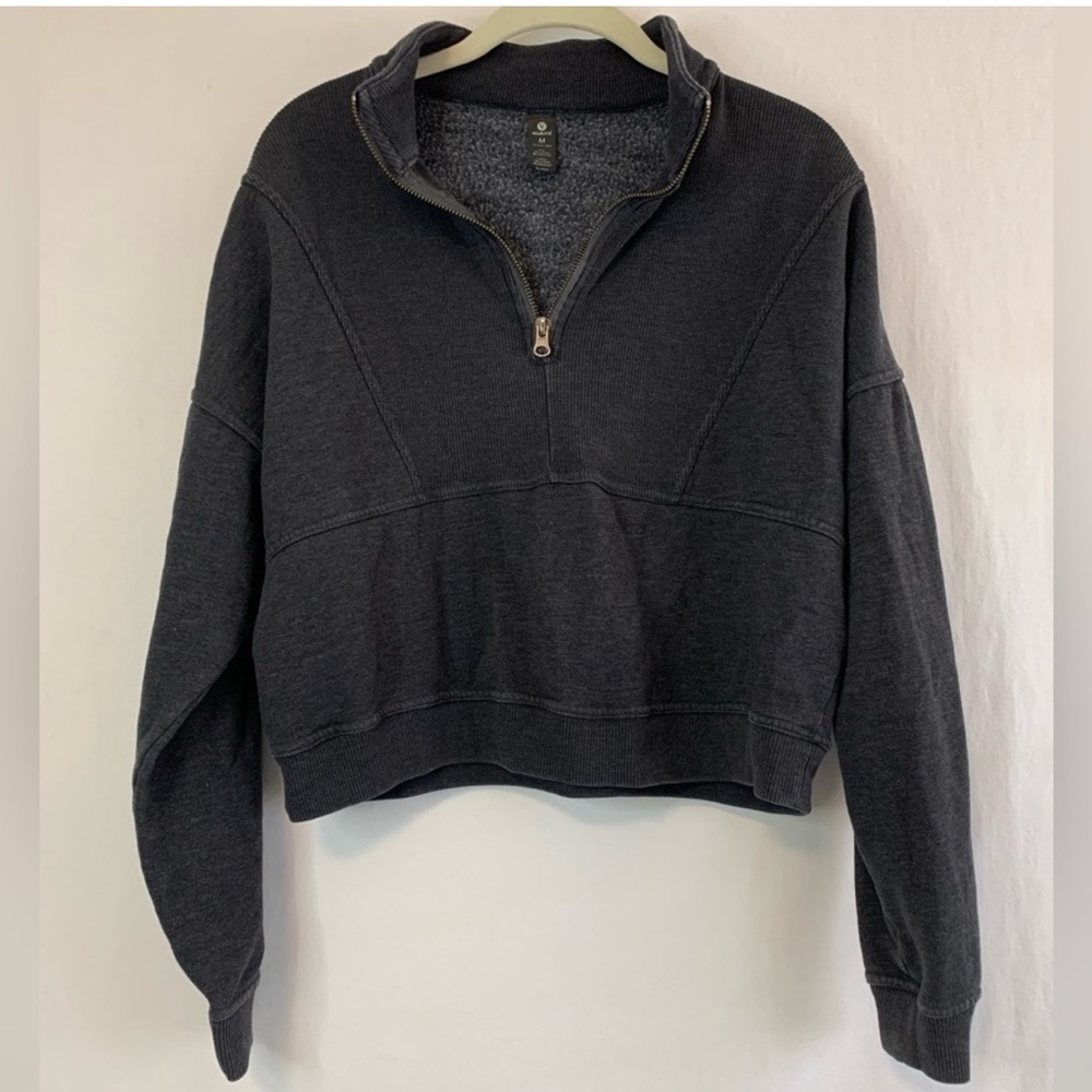 Velocity Women's Grey Cropped Quarter Zip Pullover Sweater Size M